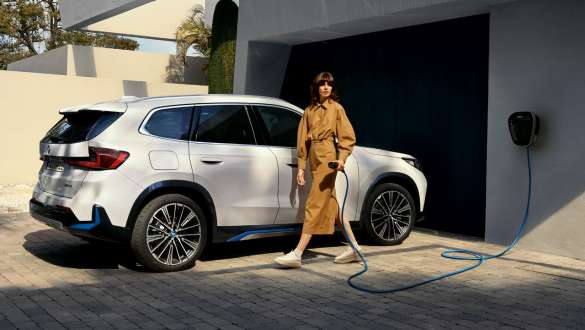 bmw-ix1-autonomia