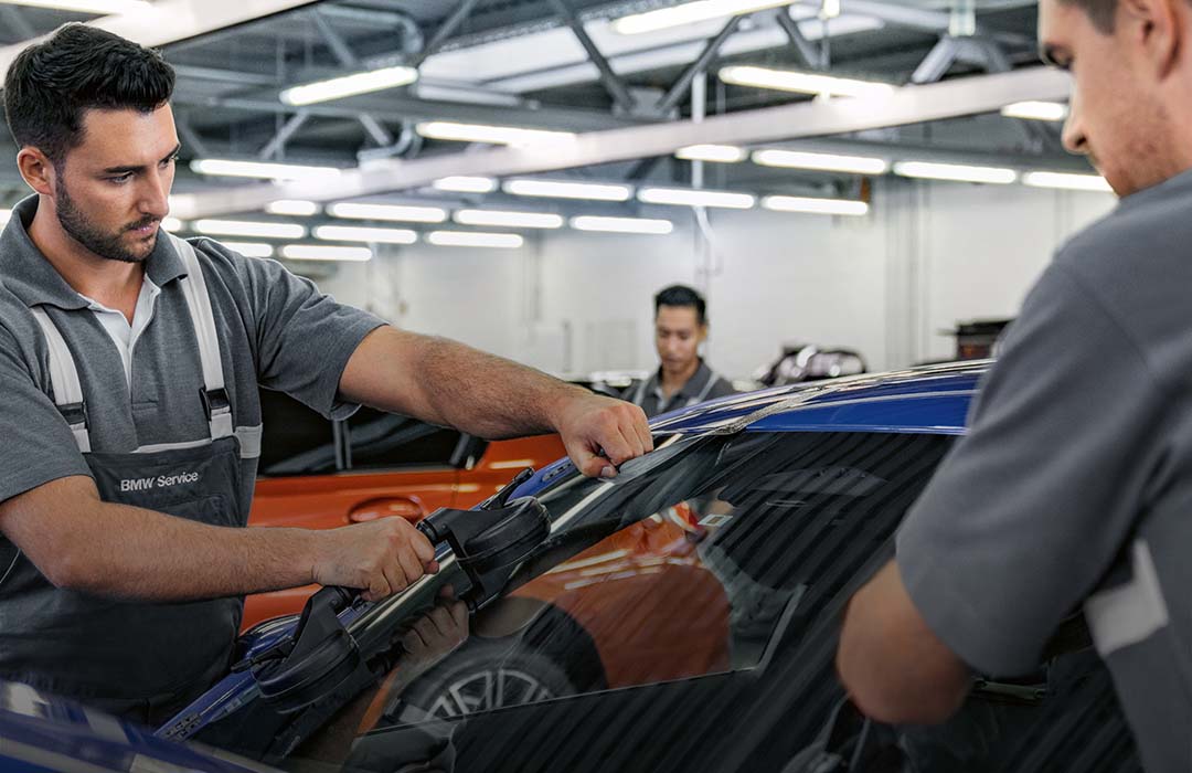 reparacion_luna_bmw_grunblau reparacion_luna_bmw_grunblau